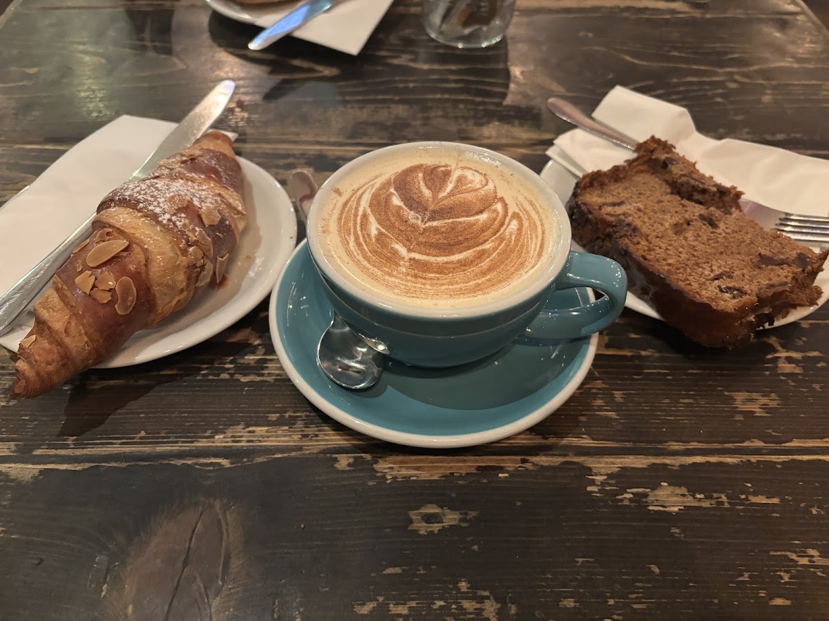 200 Degrees Coffee Shop & Barista School-10