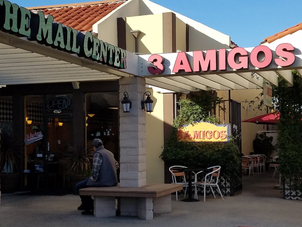 3 Amigos Restaurant
