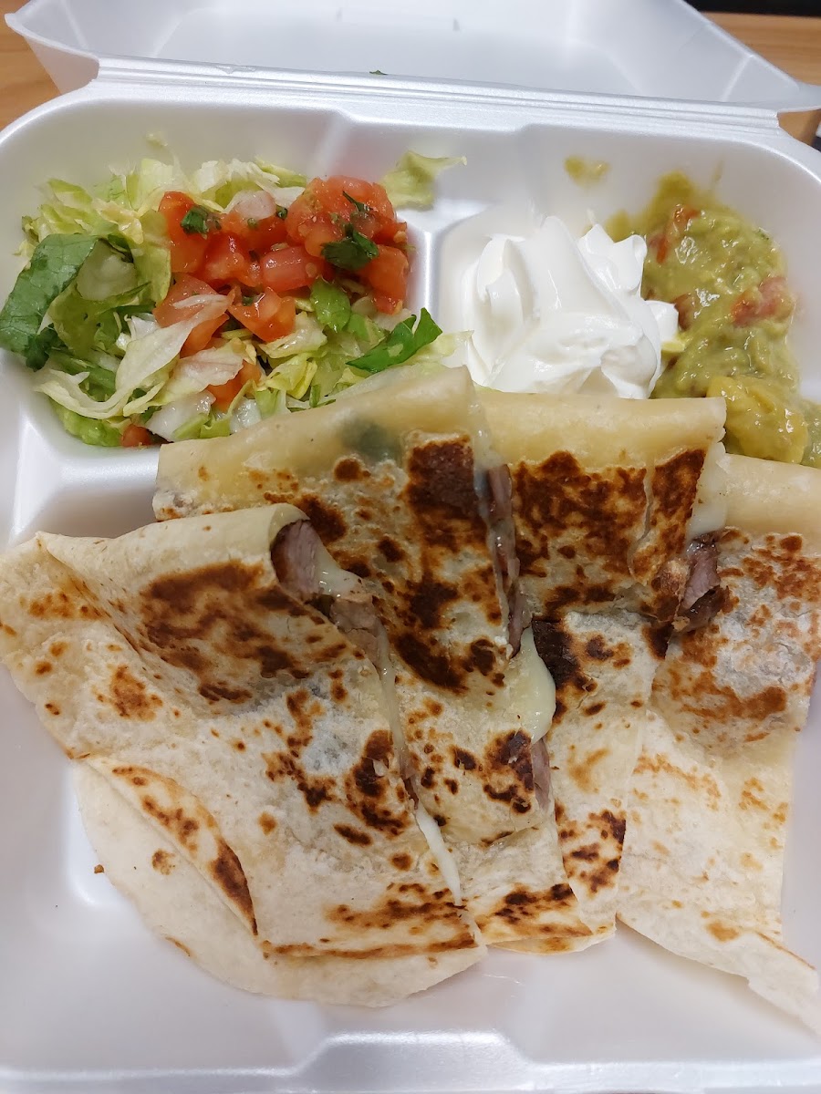 3 Amigos Restaurant-10