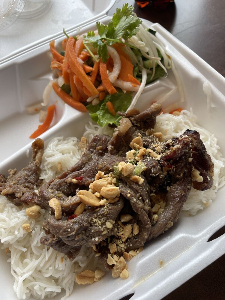 4 Sisters Asian Snack Bar-4