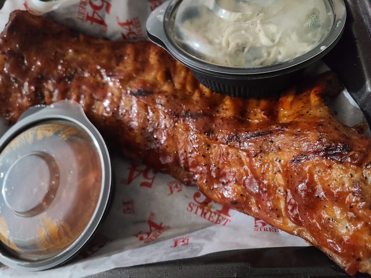 54Th Street Restaurant & Drafthouse- City Base-3
