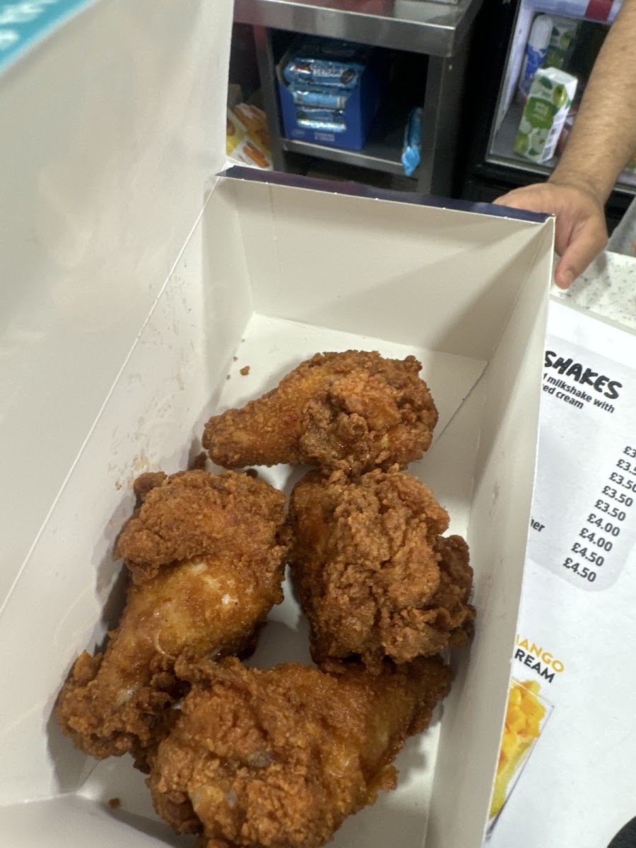 7 Days Pizza And Chicken-5