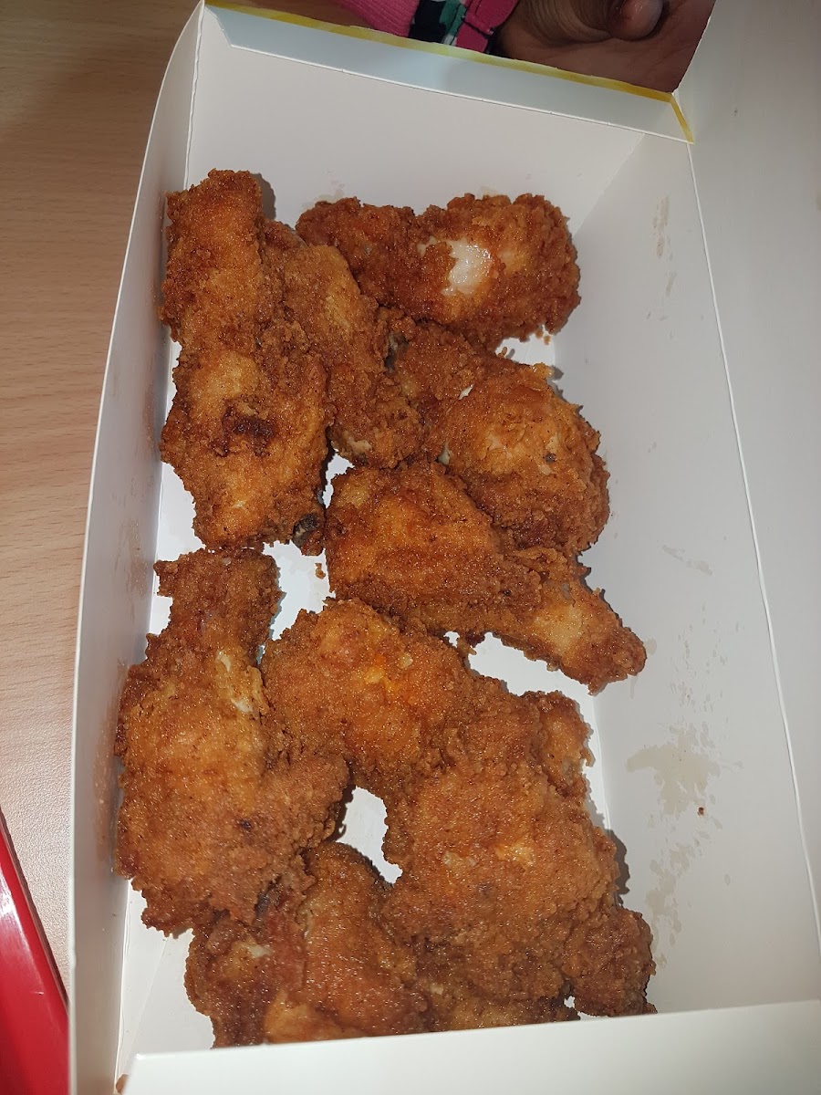 7 Days Pizza And Chicken-8