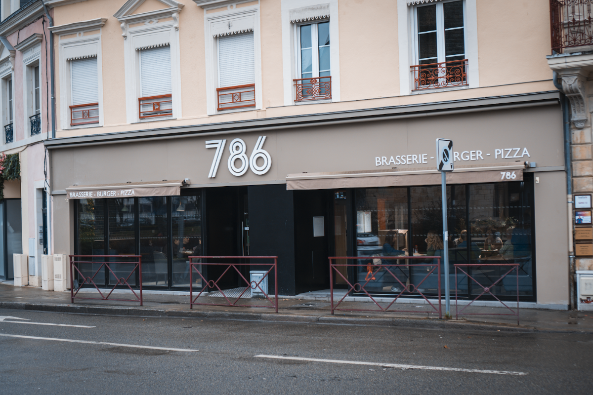 786 - Le Mans I Brasserie & Burger