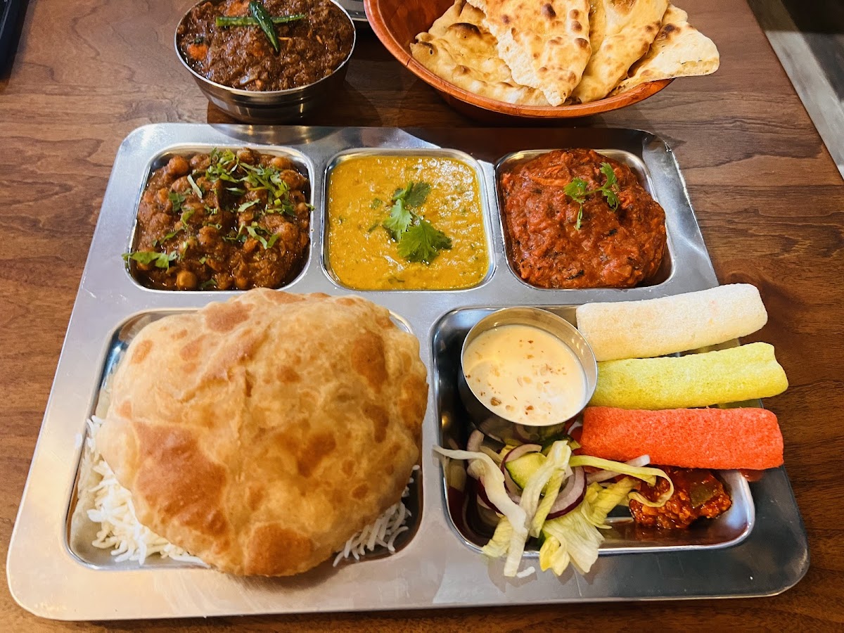 Aarti Indian Restaurant Leeds-5
