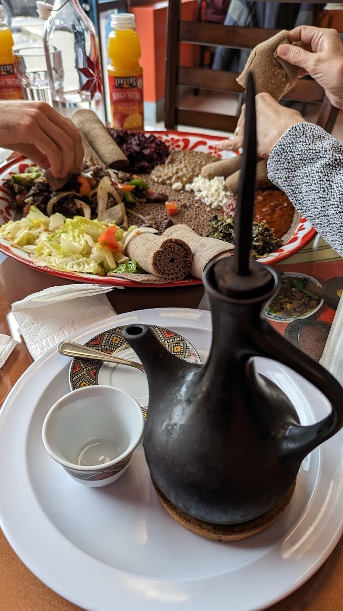 Aberus Ethiopian Restaurant-6
