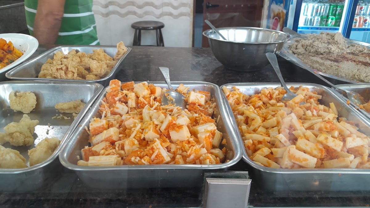 Abu Fadi's Fish Place-7