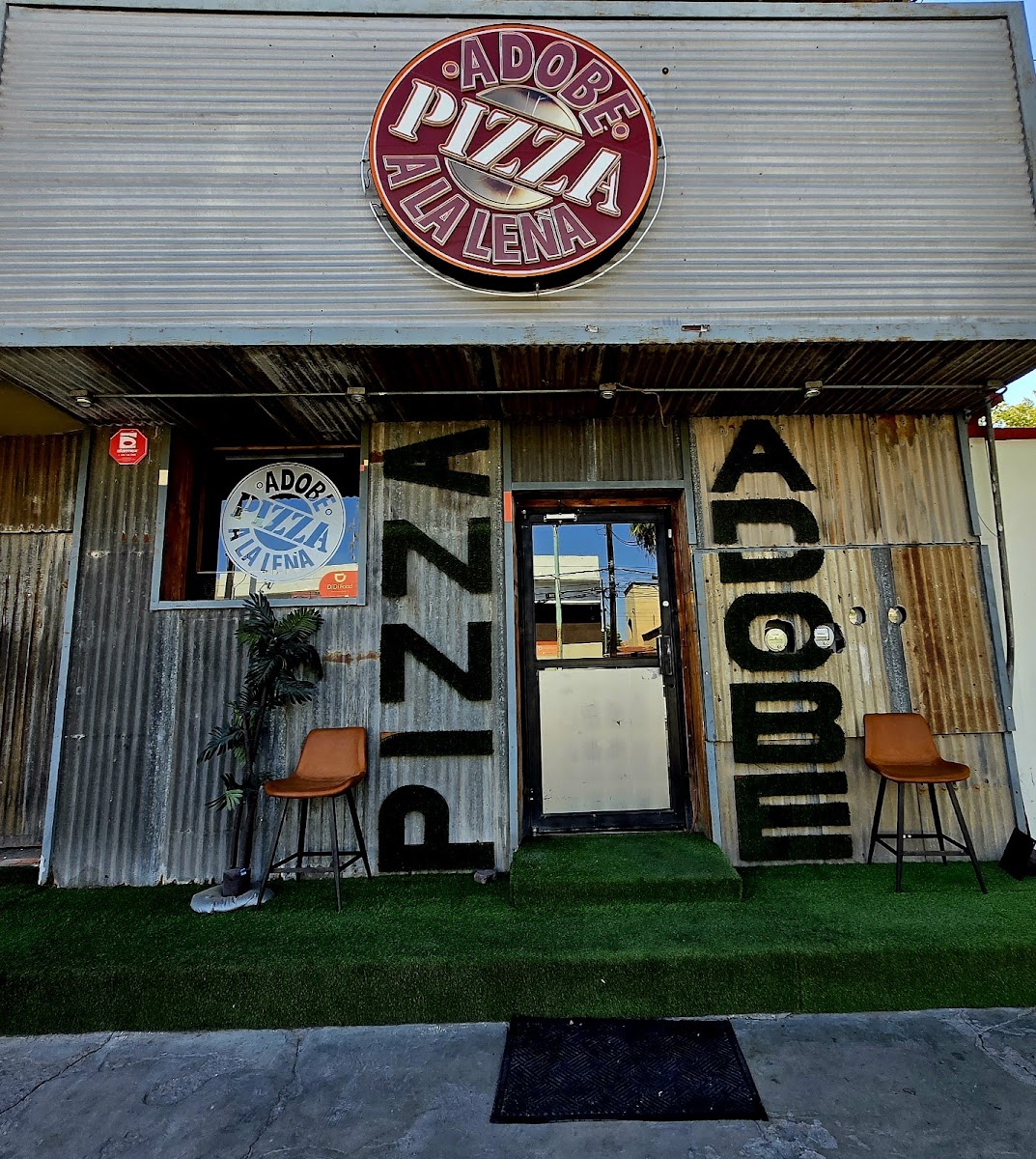 Adobe Pizza
