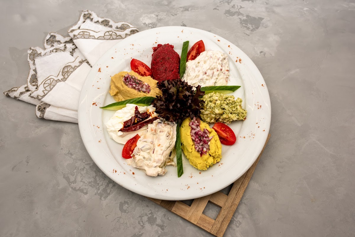 Adonin Restaurant-3