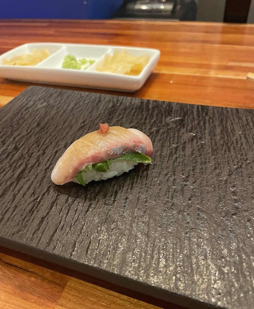 Ahi Sushi Bar-5