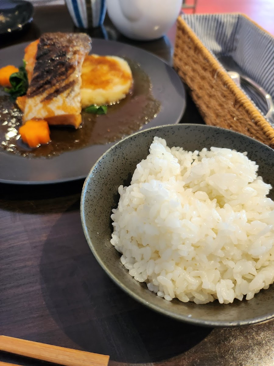 Akamaru Japanese Casual Dining-7