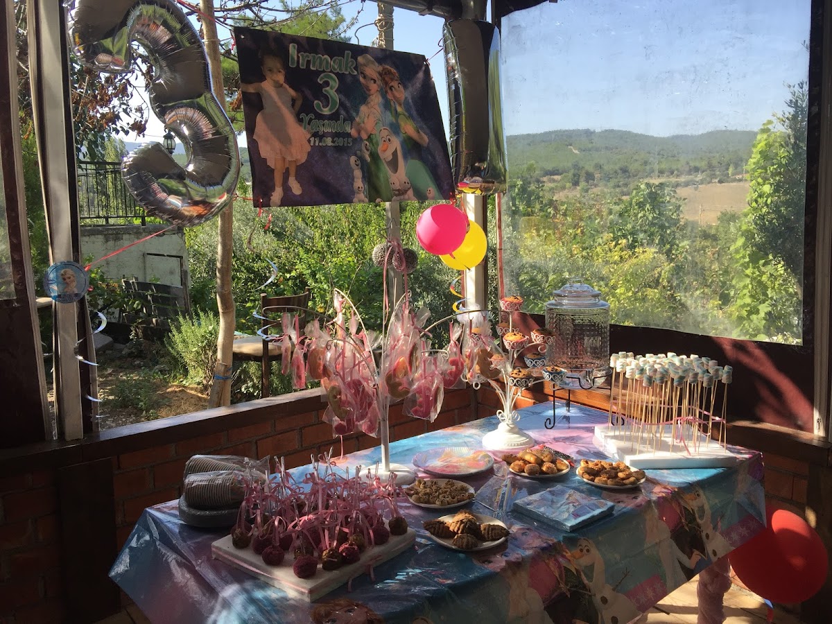 Aktuğ Köy Kahvaltısı-En Iyi Kahvaltı Restoran