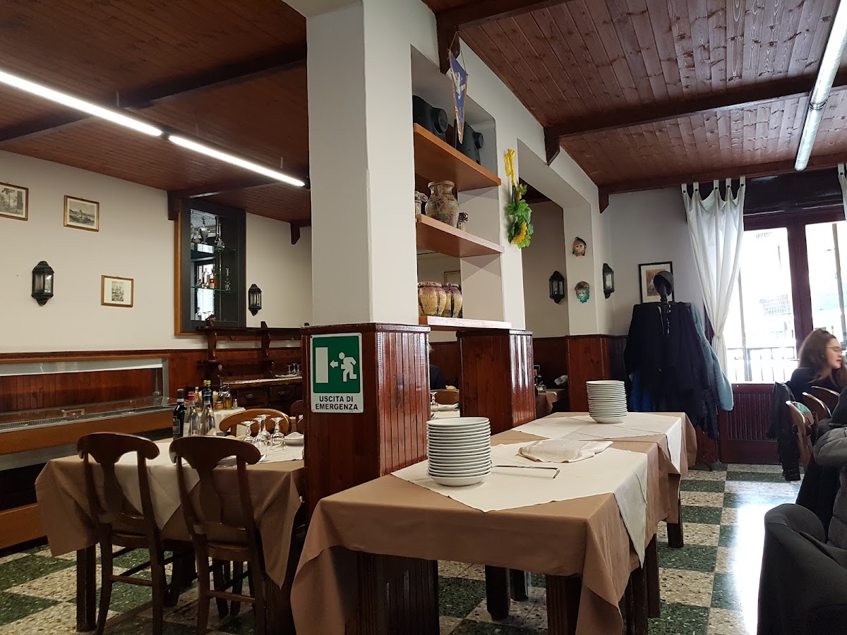 Al Buon Amico Di Cimarolli Ivano & C. Snc-6