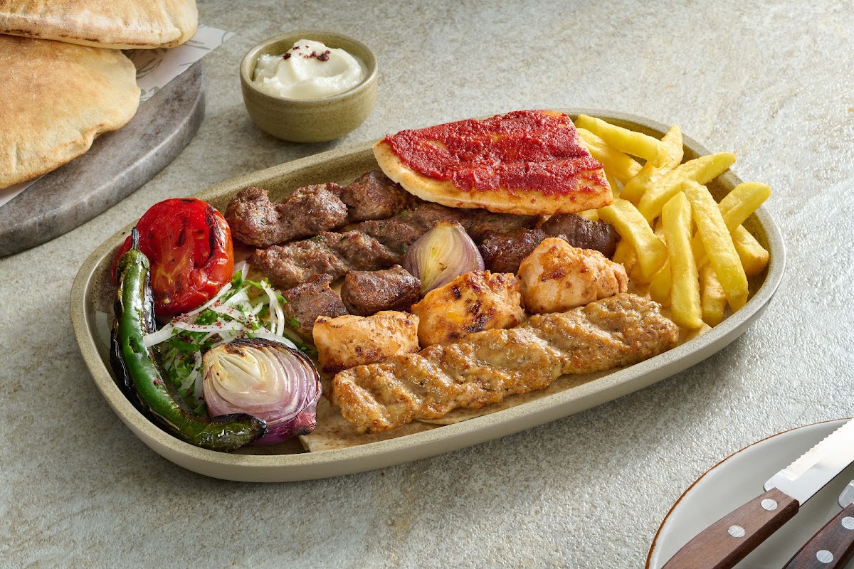 Al Hallab Restaurant & Sweets-4