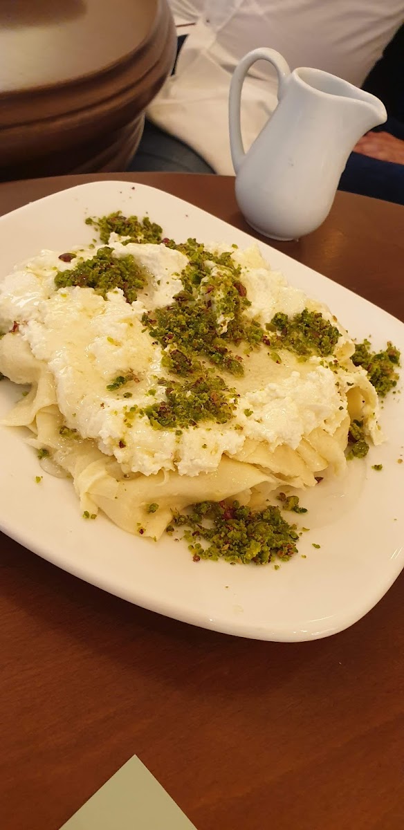 Al Hallab Restaurant & Sweets-9