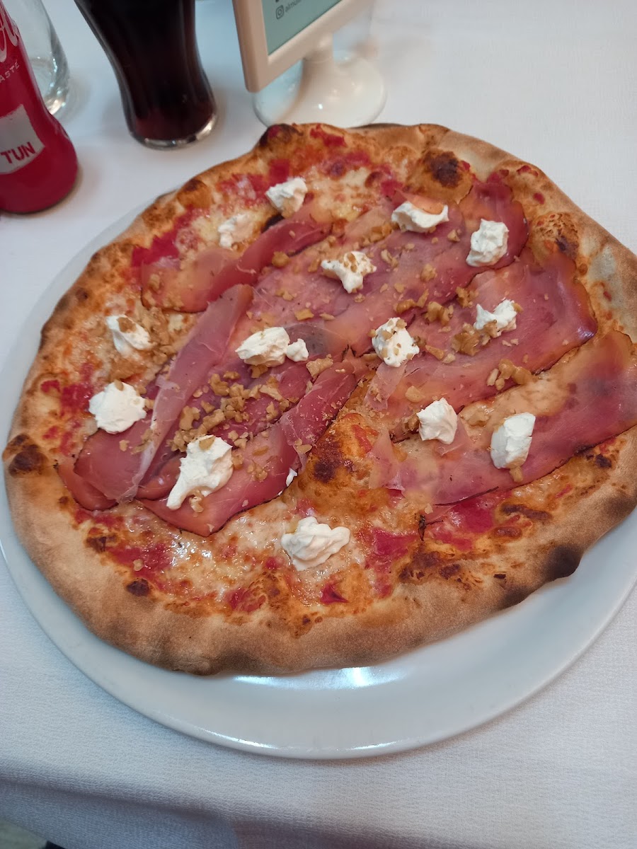 Al Mulino Pizzeria Trattoria-9