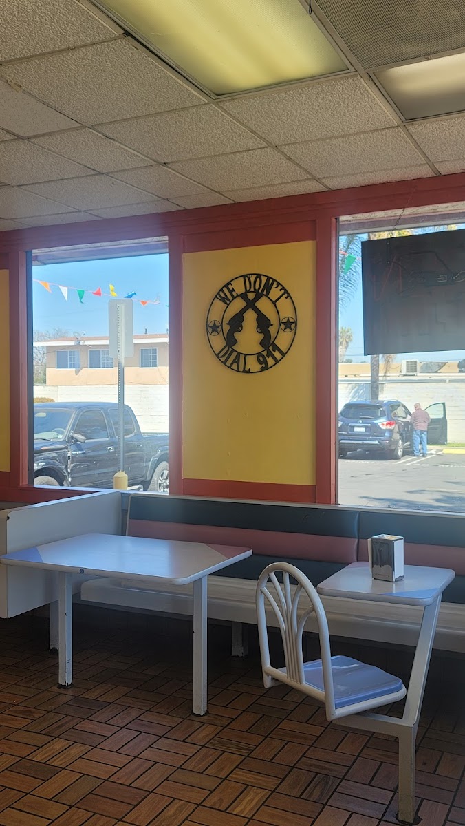 Albertio's Fresh Mexican Food