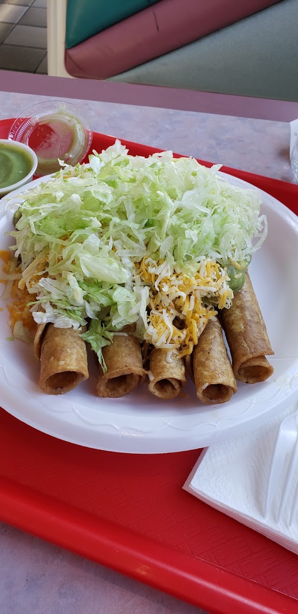 Alberto's Mexican Food-5