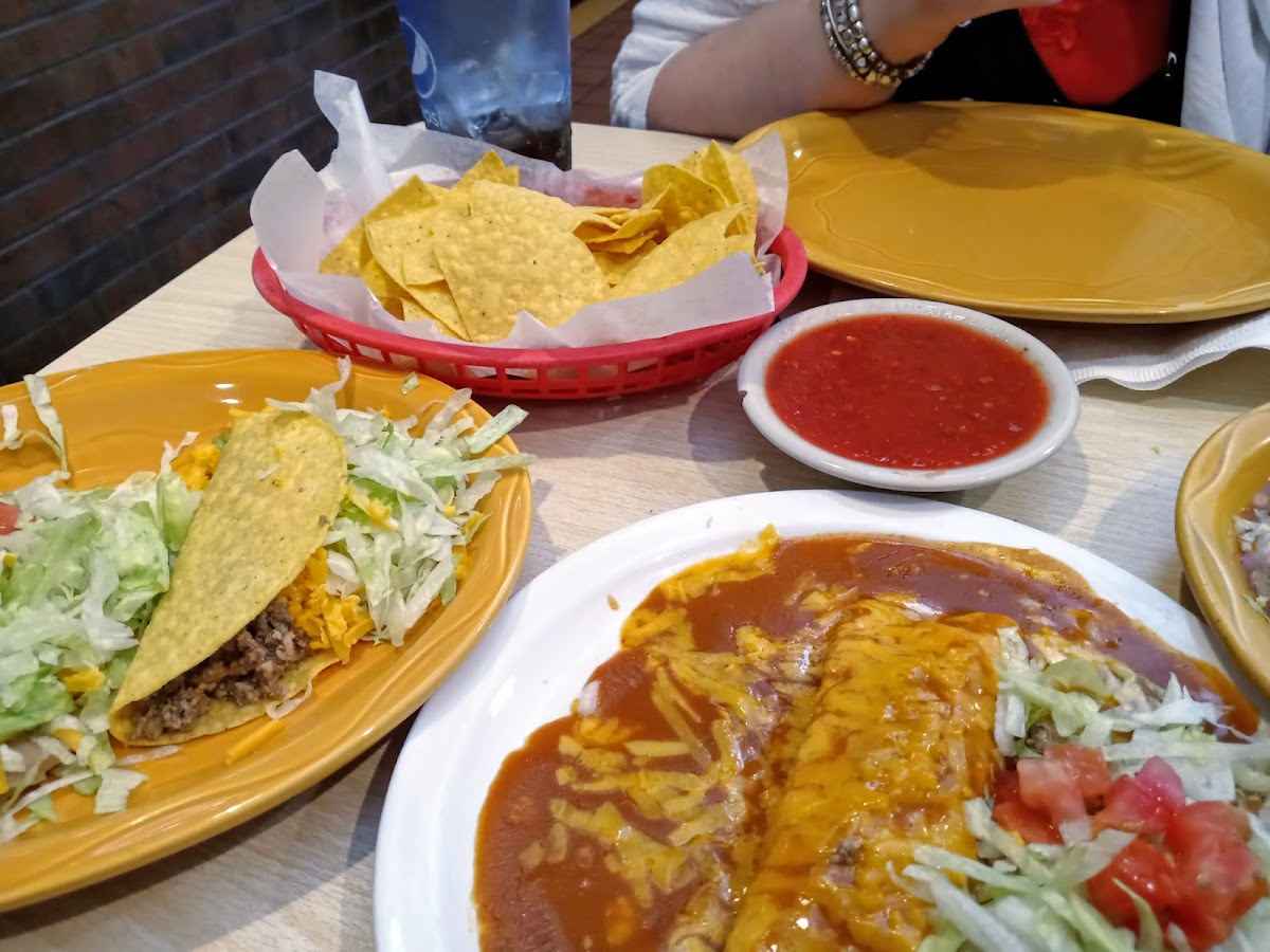 Alberto's Restaurant-4