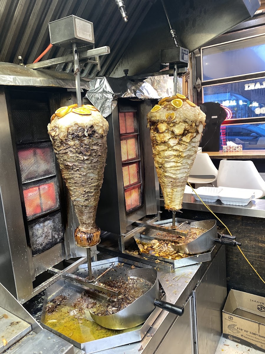 Ali Baba's Middle Eastern Cuisine - 2246 Bloor West Village-3