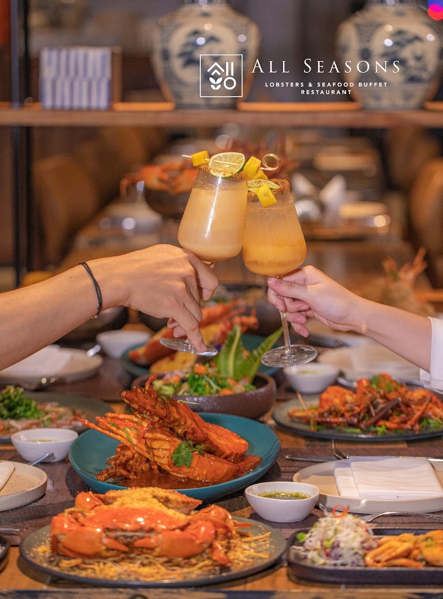 All Seasons Buffet Da Nang-4