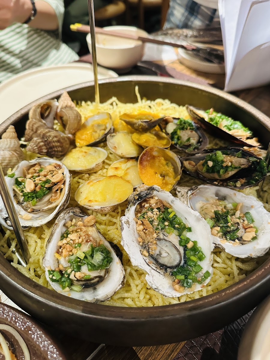 All Seasons Buffet Da Nang-5