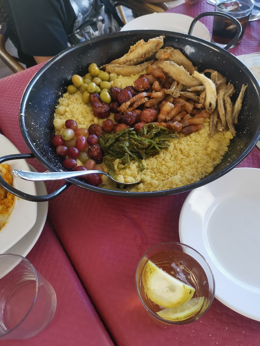 Almazara Restaurante Pub-9