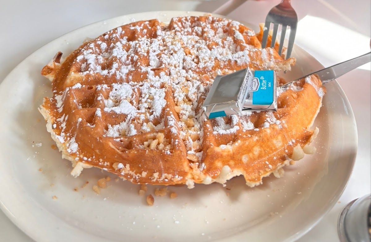 Aloha Stacks Island Eatery & Bakery-10