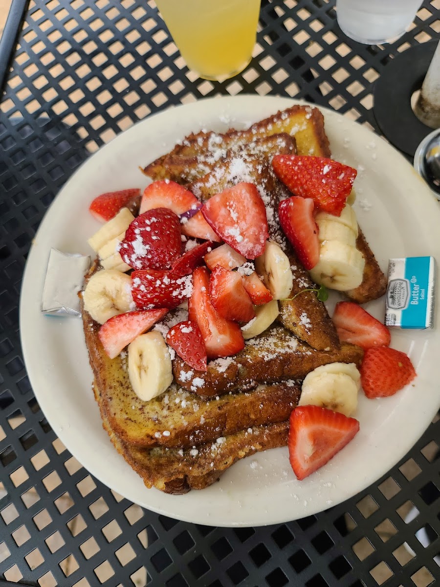 Aloha Stacks Island Eatery & Bakery-7