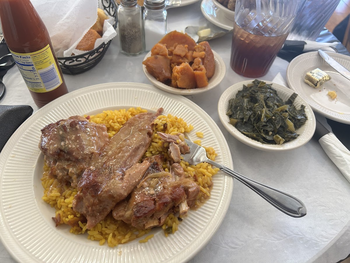 Al's Finger Licking Good Soul Food-2