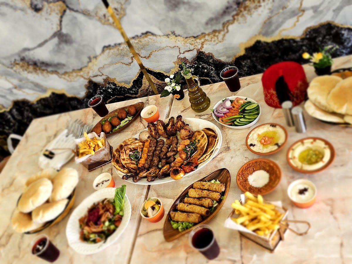 Altarboosh Restaurant Ghubra-10
