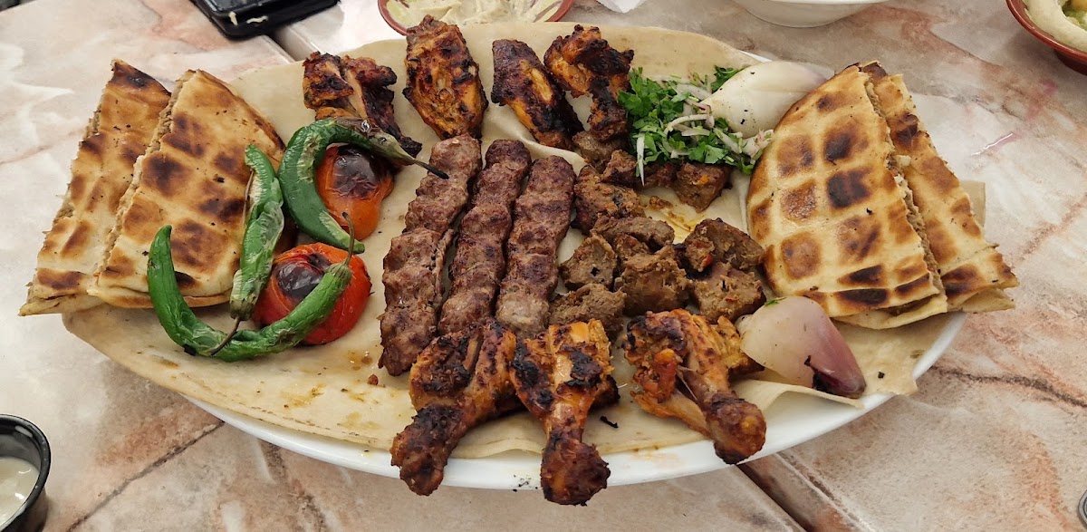 Altarboosh Restaurant Ghubra-8