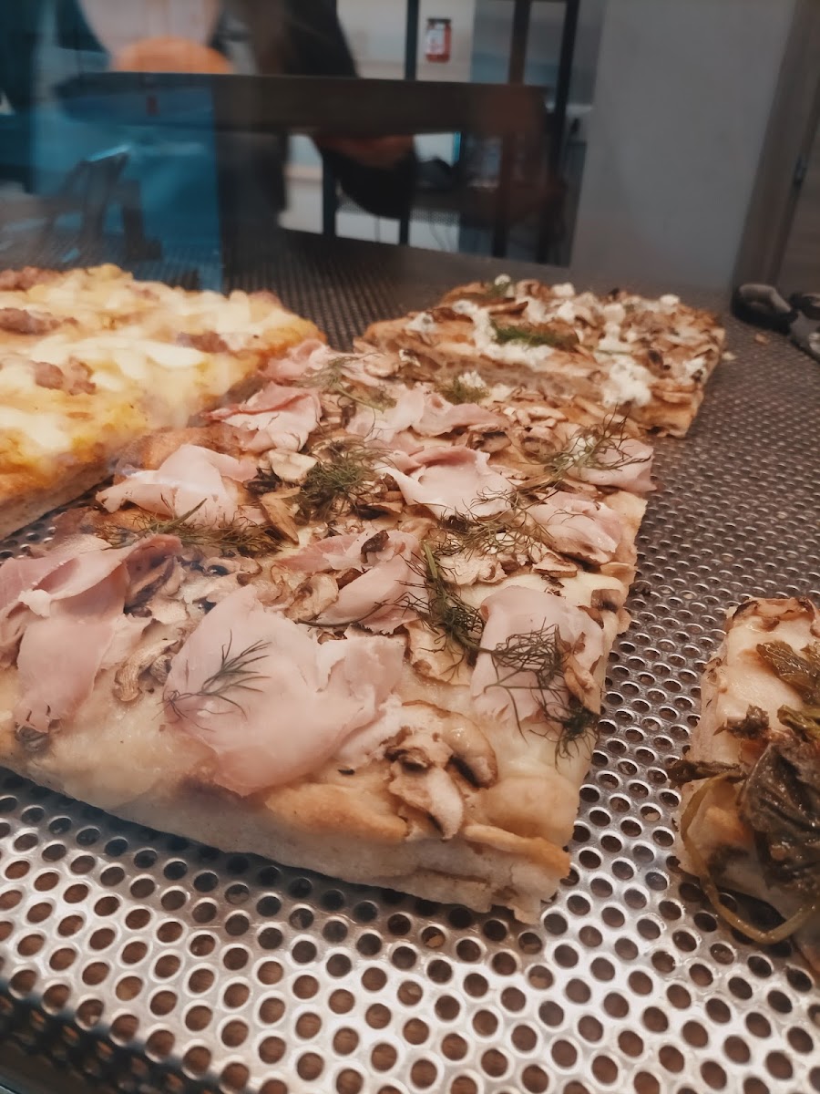 Alveolum - Porto D' Ascoli - Pizzeria Al Taglio E Friggitoria-9