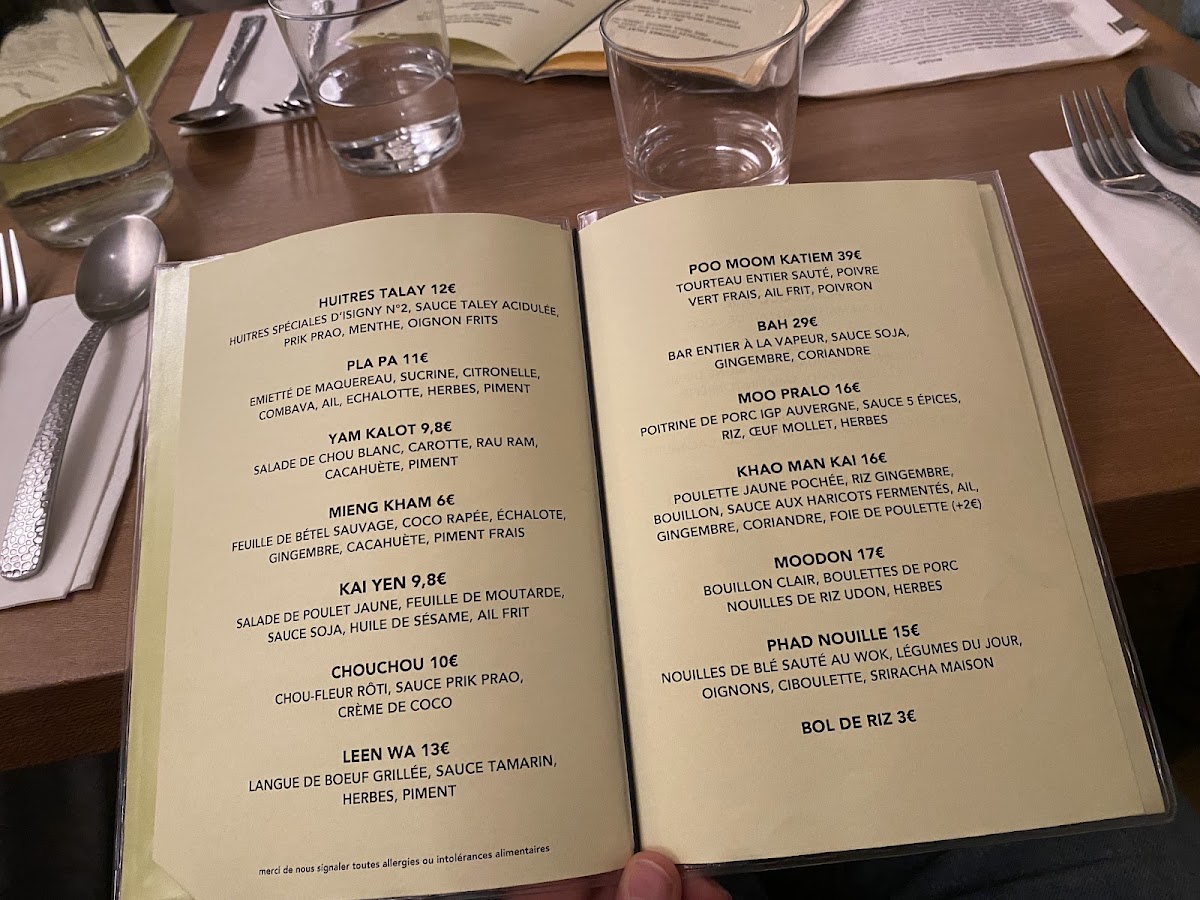 Menu Ama Siam-1