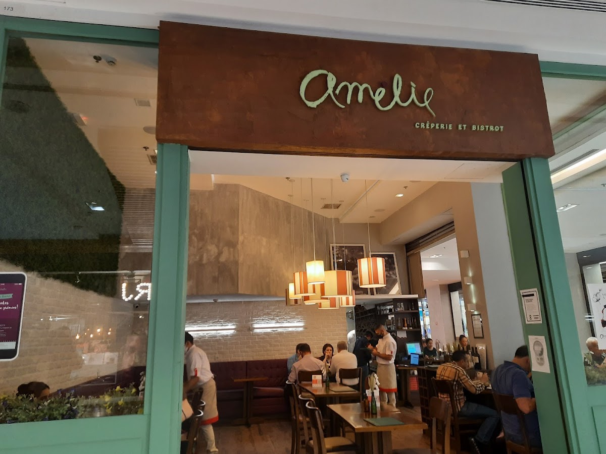 Amelie Creperie-3
