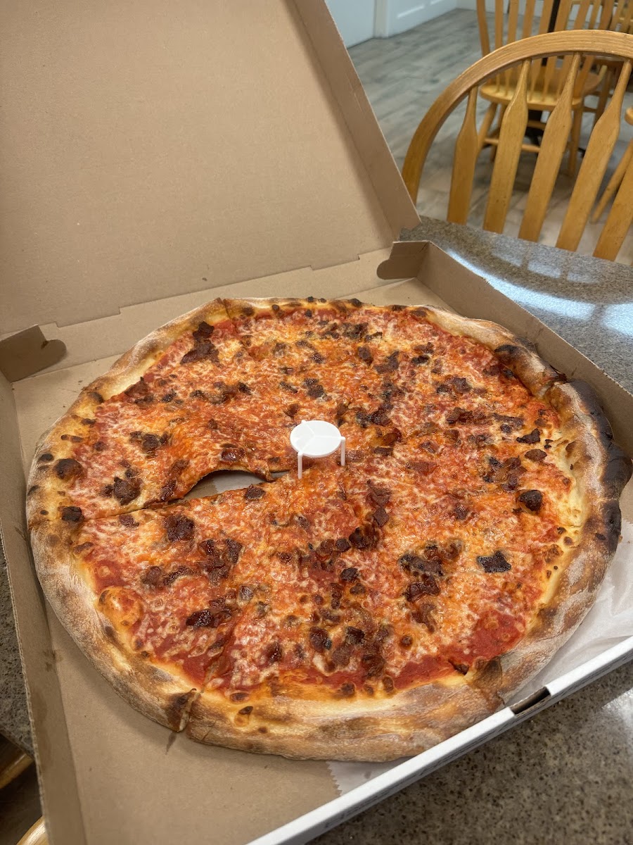 Amici's Pizzeria-2