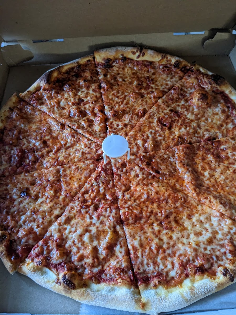 Amici's Pizzeria-5