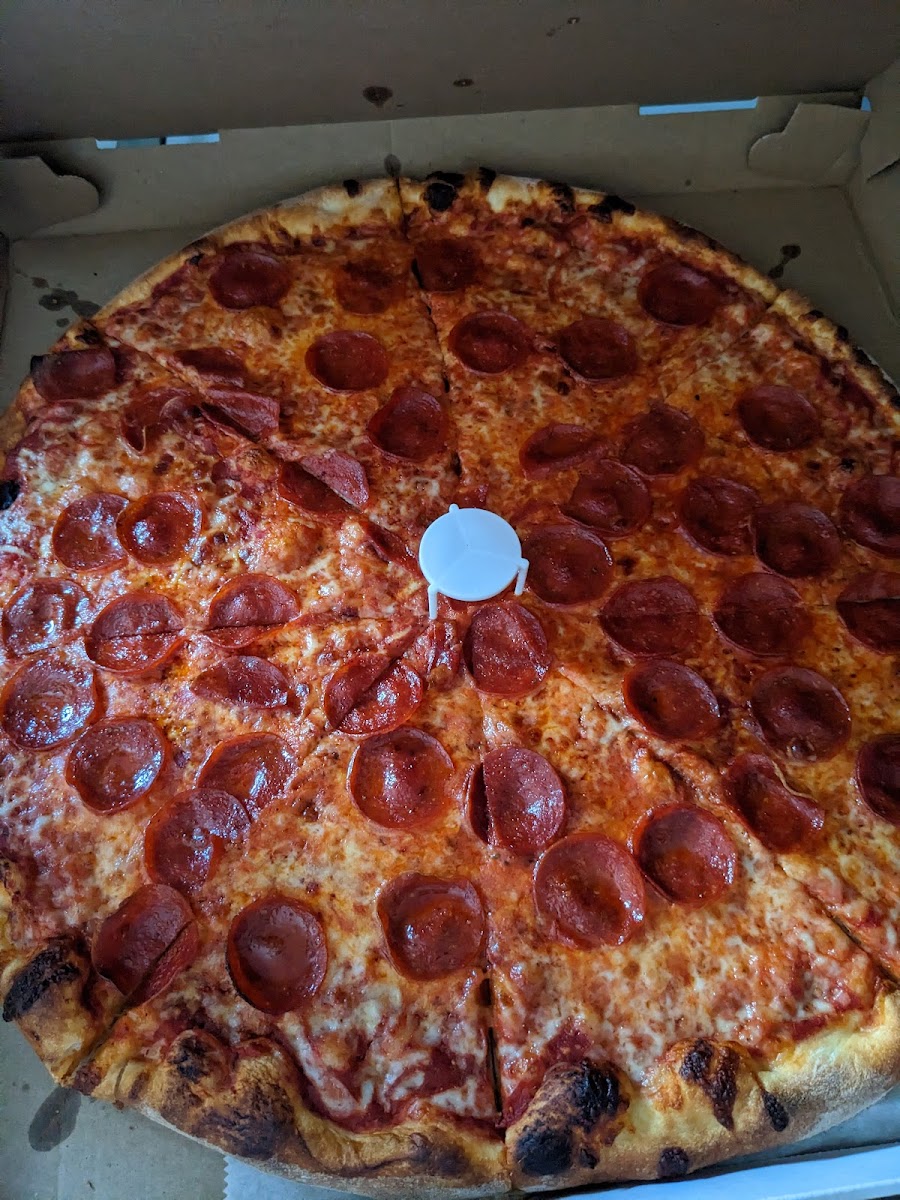Amici's Pizzeria-6