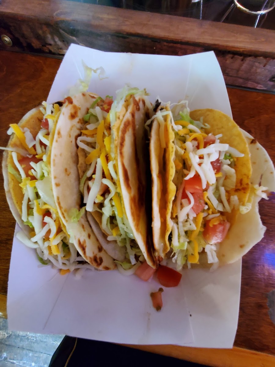 Amigos Mexican Restaurant & Bar-10