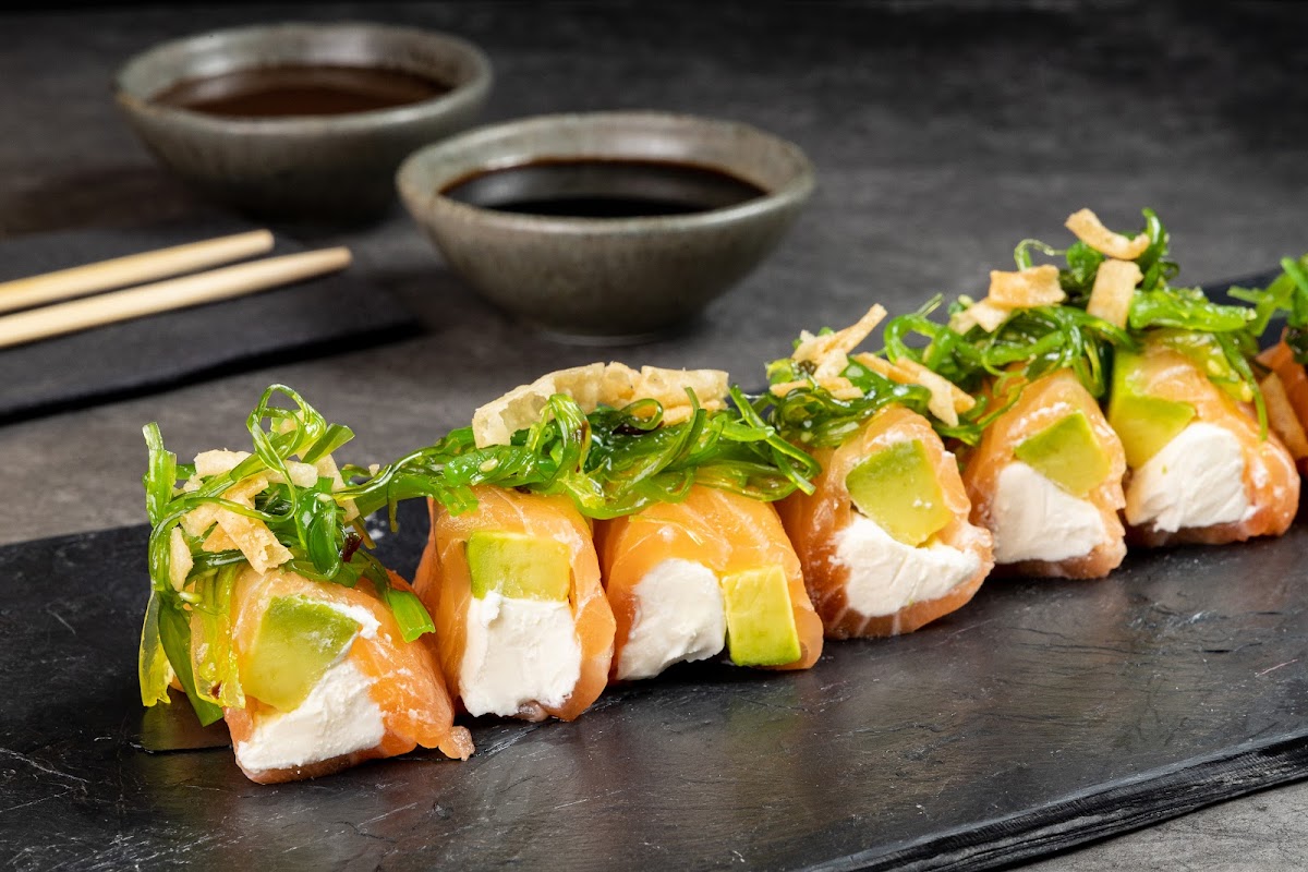 Amsu Sushi Nikkei-3