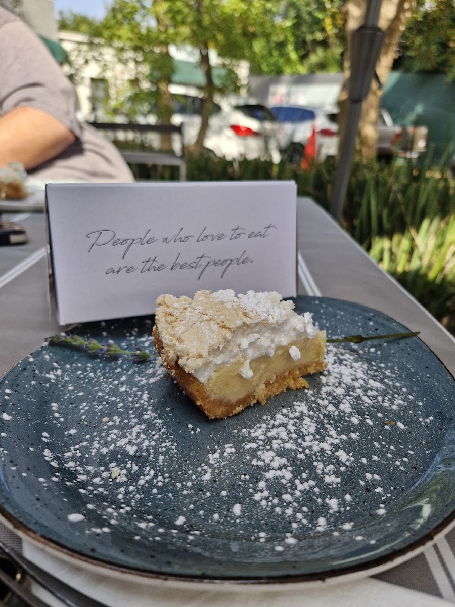 Ana-Paula's Coffee Shop-7