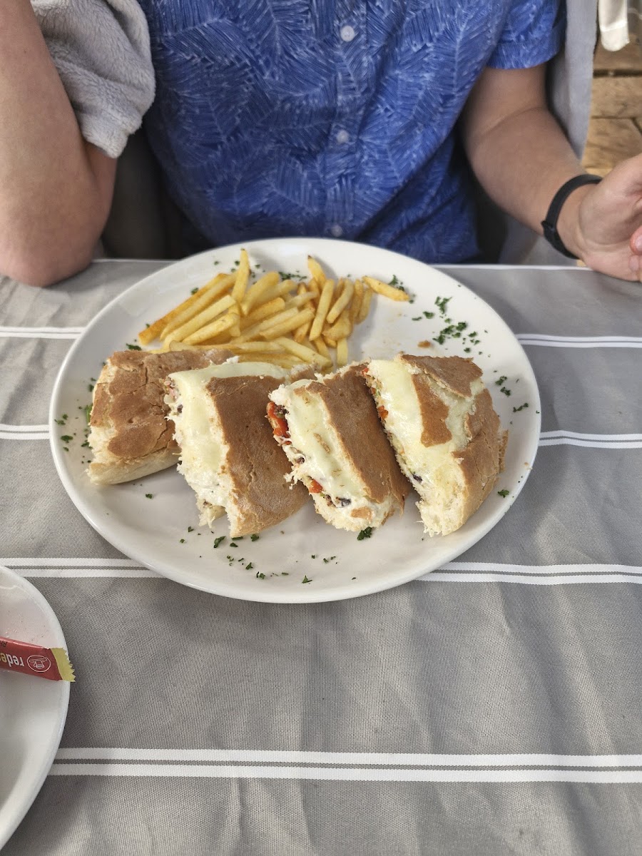 Ana-Paula's Coffee Shop-9