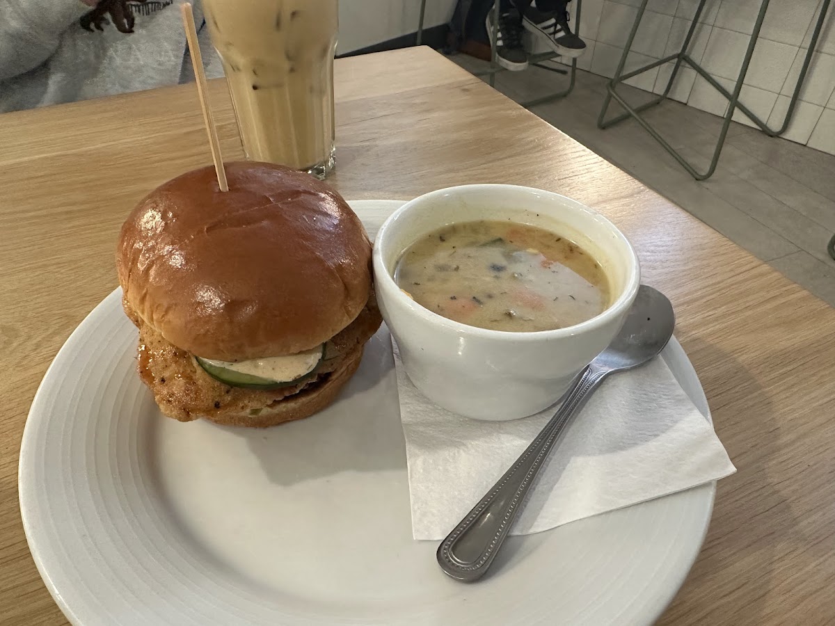 Ancora Cafe + Bakery-4