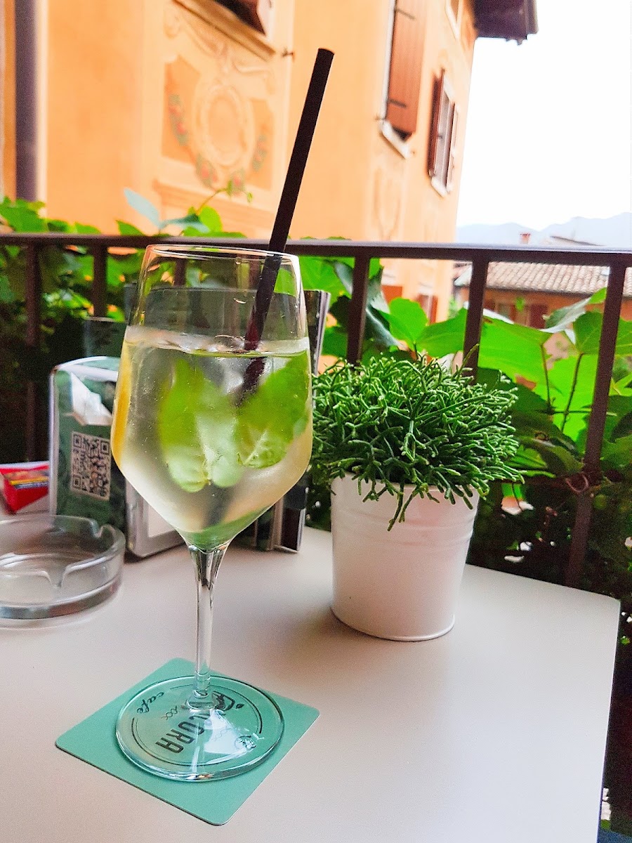 Ancora Café Malcesine-5
