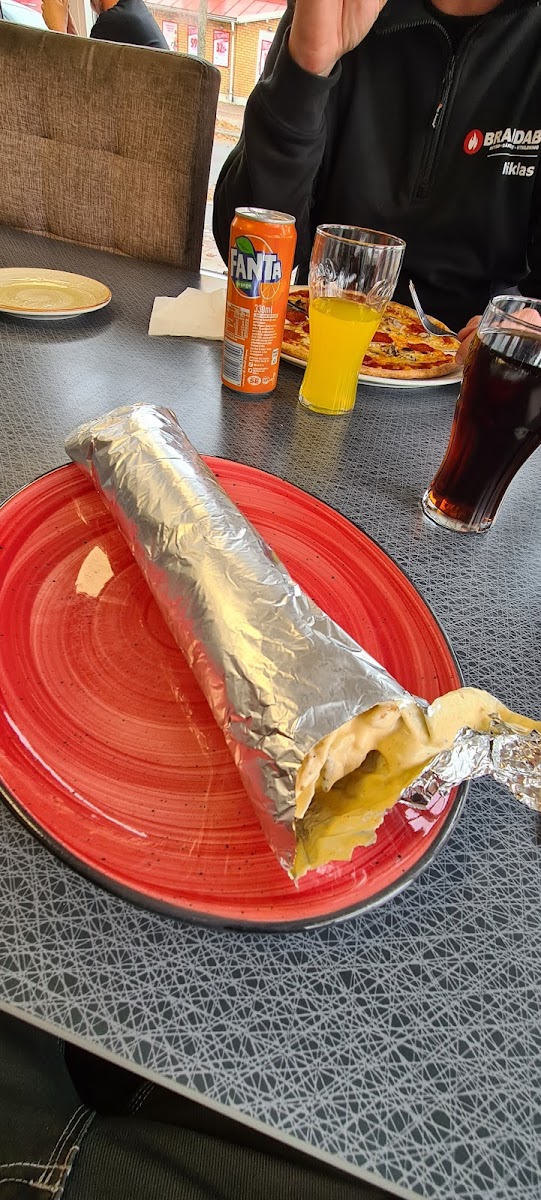 Aneby Grill Och Pizzeria-8