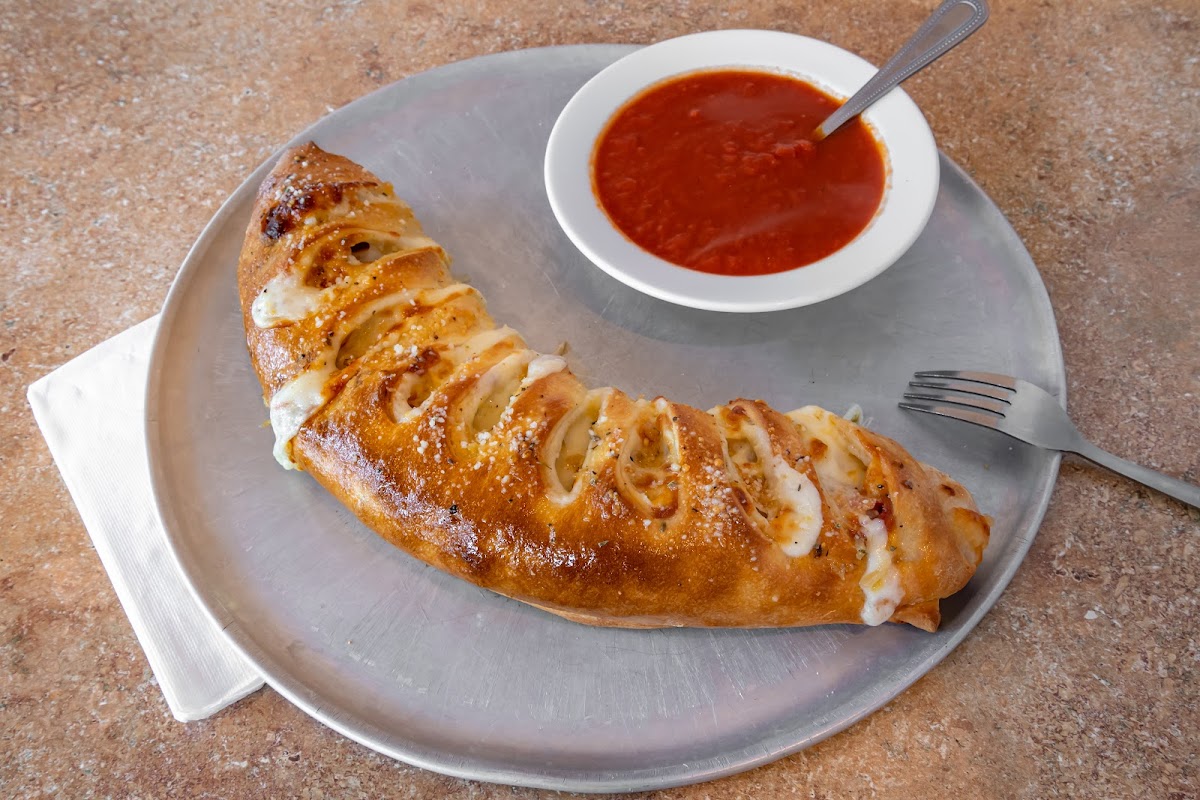 Angelos Pizza Restaurant-7