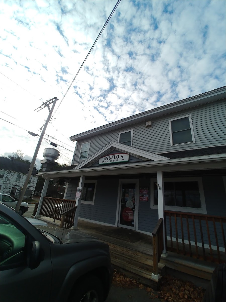 Angelo's Pizzeria-3