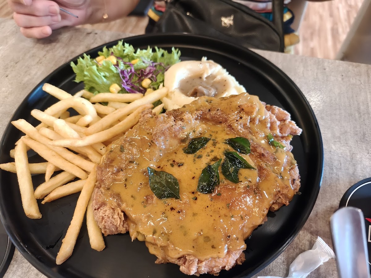 Anmour Cafe Bukit Indah-4