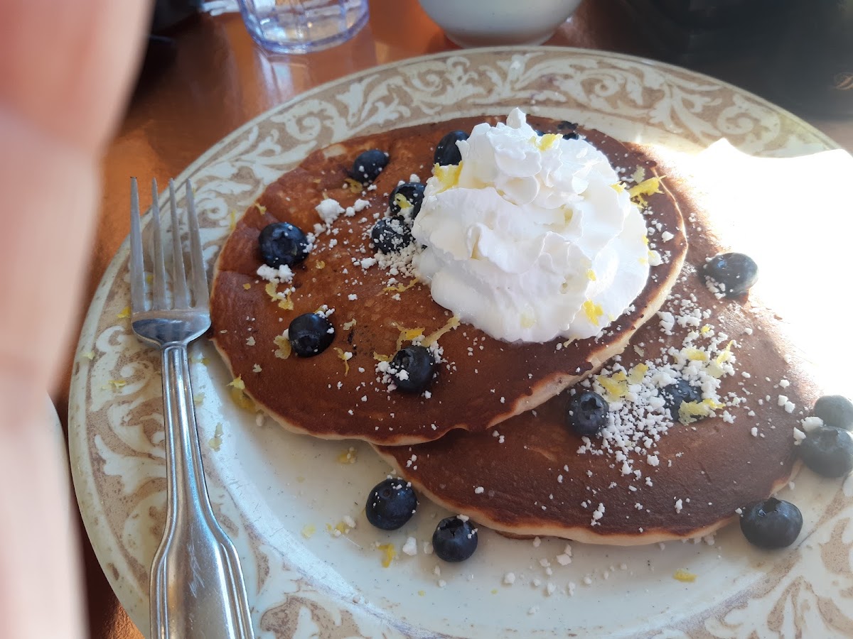 Another Broken Egg Cafe-10