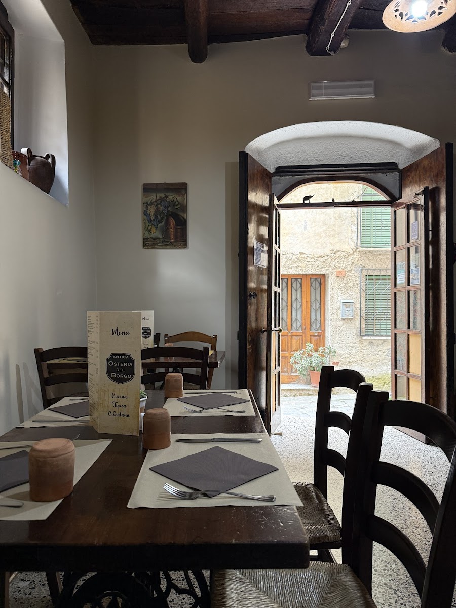 Antica Osteria Del Borgo